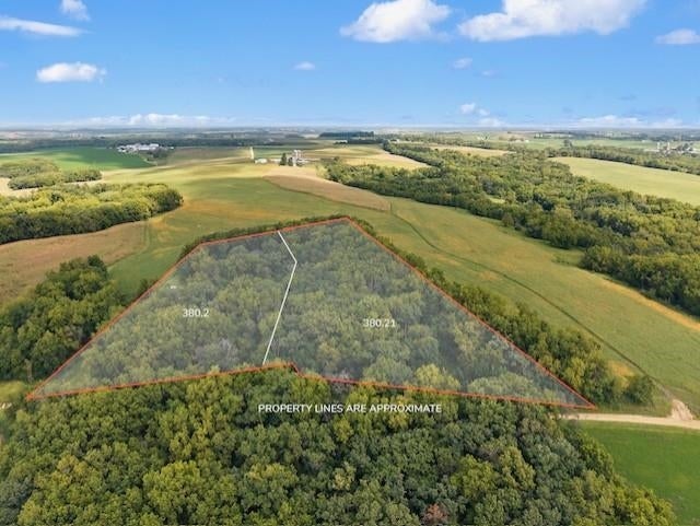 W9302 White Oak Road, Adams
