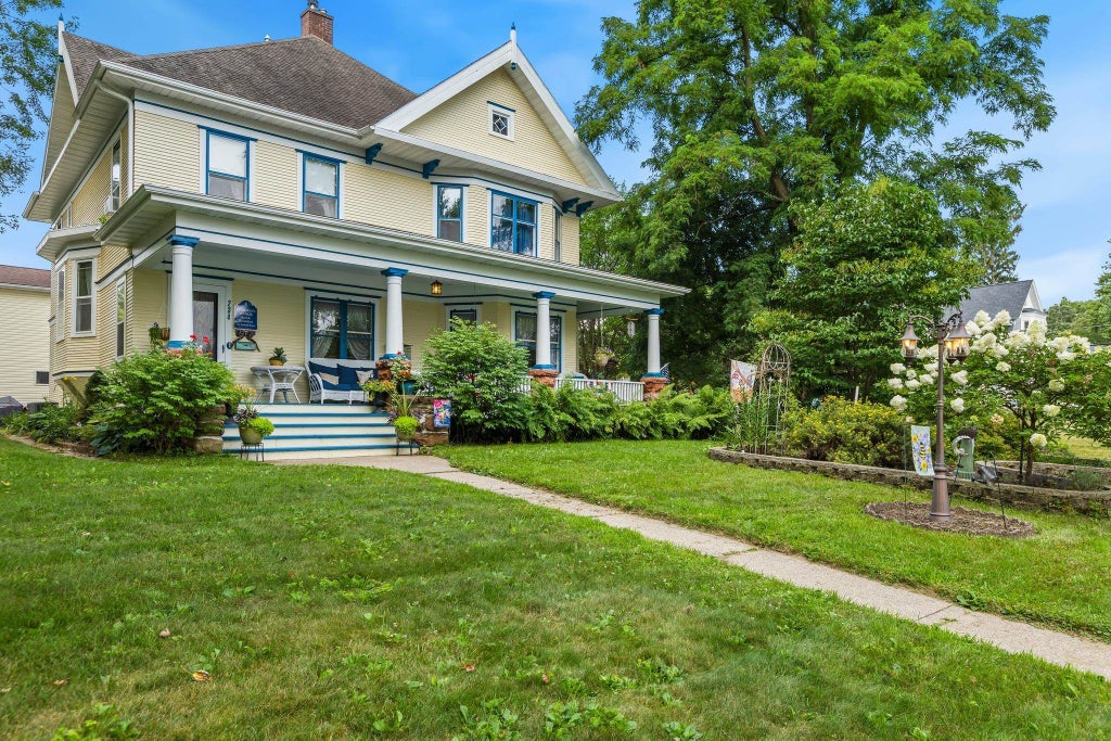 234 Tremont Street, Mauston