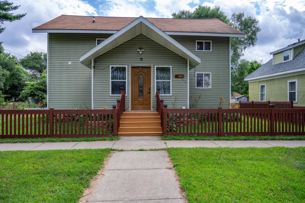 148 S Linden Street, Adams