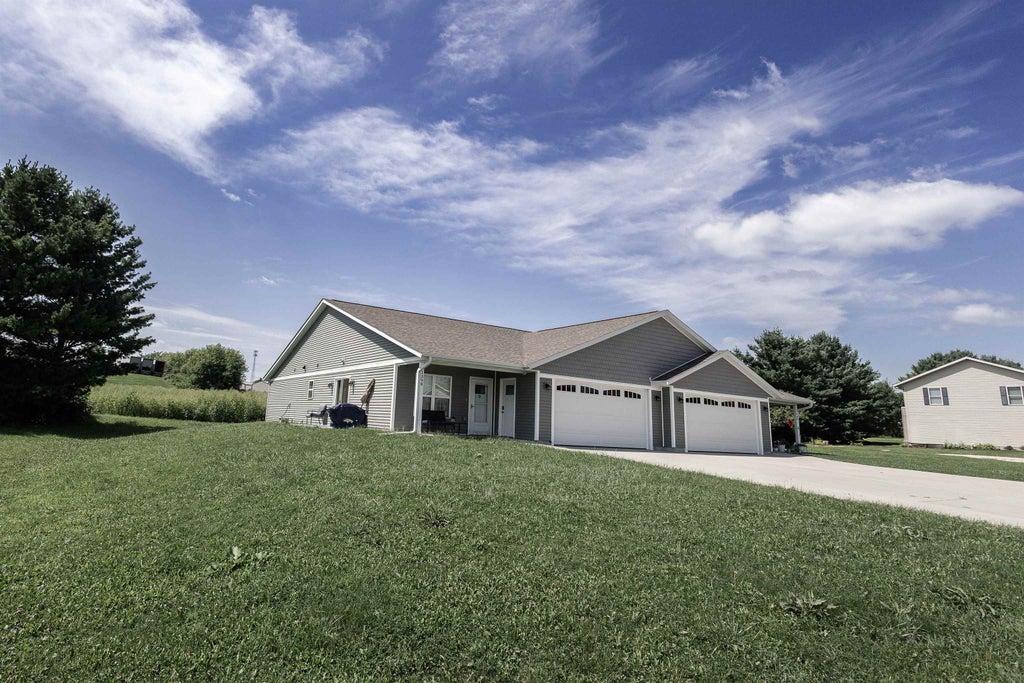1398 Bea Ann Drive, Dodgeville
