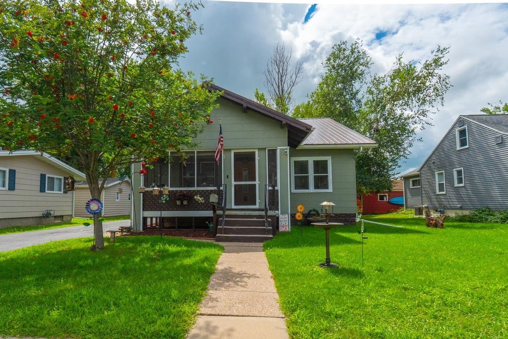 120 W Milwaukee Street, Mauston
