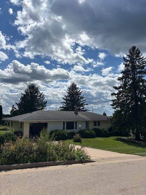 323 3rd Street, Bloomington