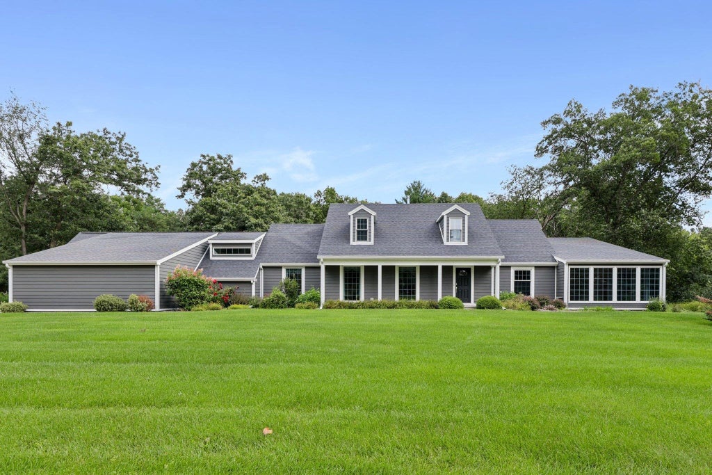 214 Windy Hill Road, Wisconsin Dells