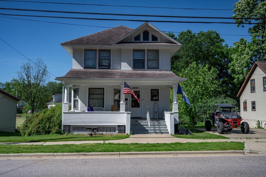 506 W State Street, Mauston