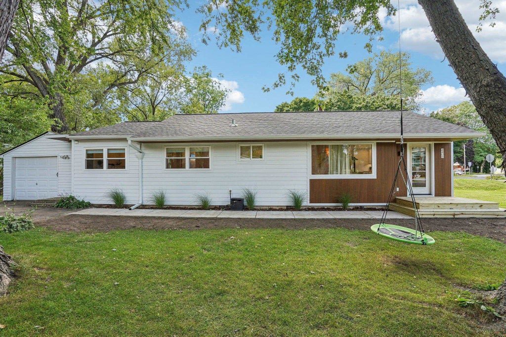 4408 Outlook Street, Monona