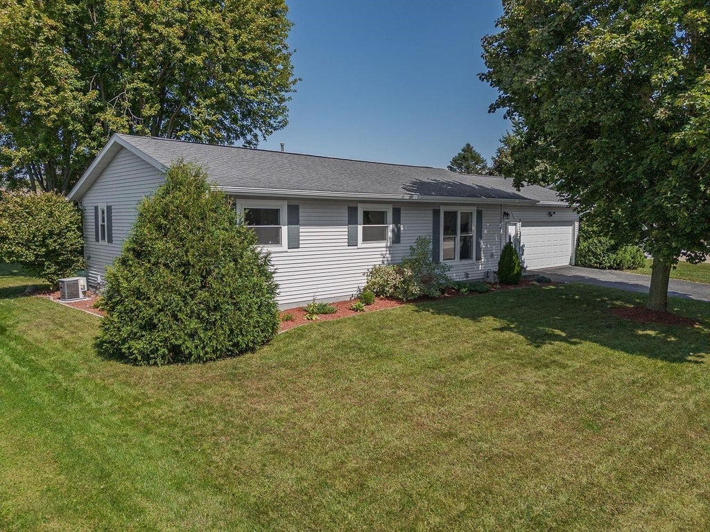 1550 Locust Lane, Prairie Du Sac