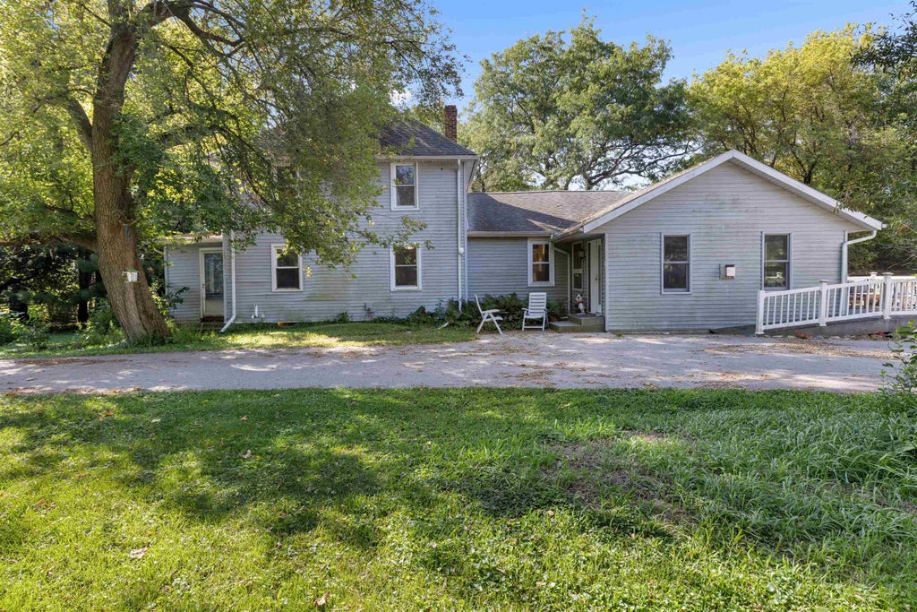 1610 Town Hall Road, Beloit