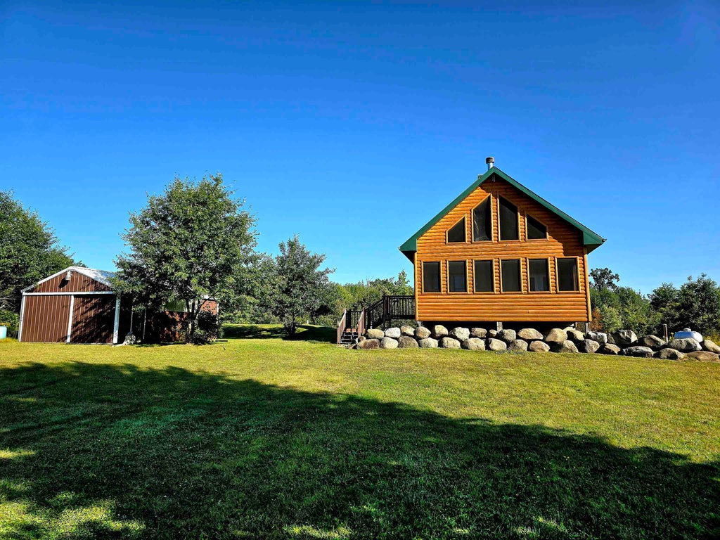 W7058 5th Street, Finley