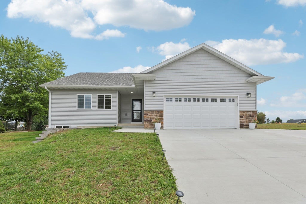 344 Eastridge Circle, Reedsburg