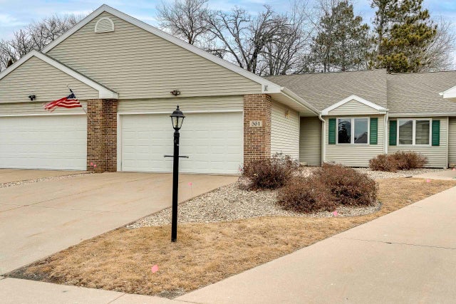 Photo of Listing #1993005