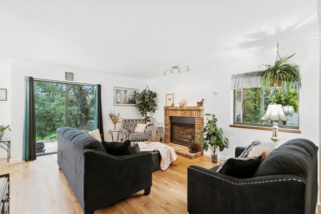 Photo of Listing #2001465