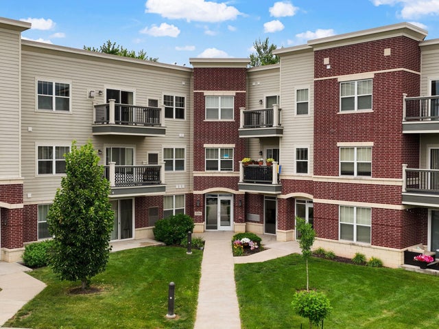 Photo of Listing #2002501