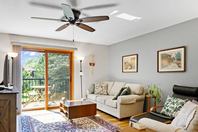 Photo of Listing #2004853