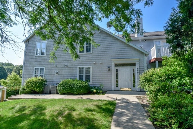 Photo of Listing #2006440