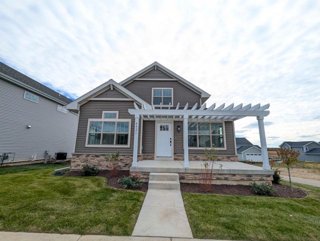 Photo of Listing #1974049