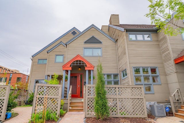 Photo of Listing #1995554