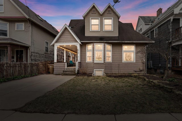 Photo of Listing #1997601