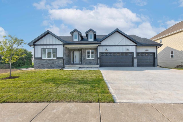 Photo of Listing #2001985