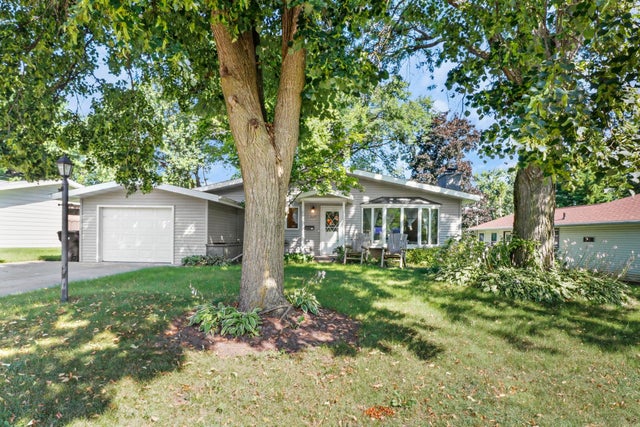 Photo of Listing #2003277