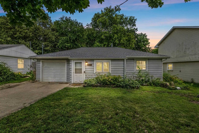 Photo of Listing #2003903