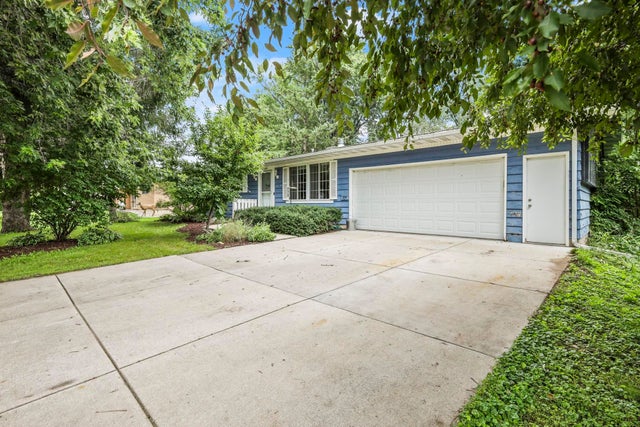 Photo of Listing #2006569