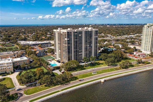 Monte Carlo Towers, Bayshore, Florida Condos for Sale in Tampa