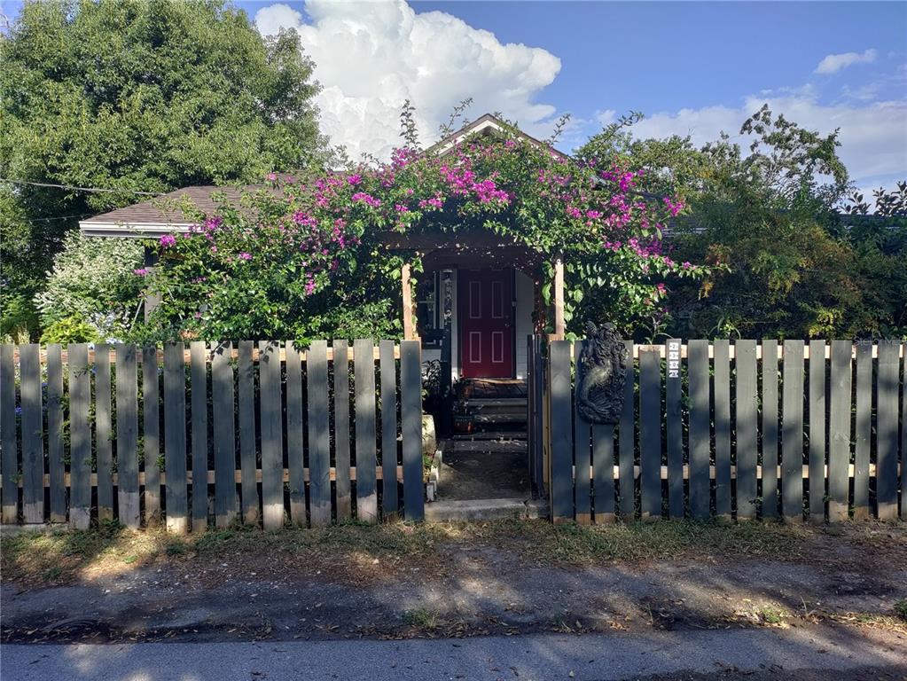 Photo of Listing #U8139163