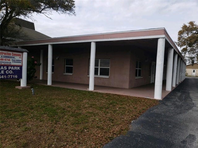 Photo of Listing #U8075092
