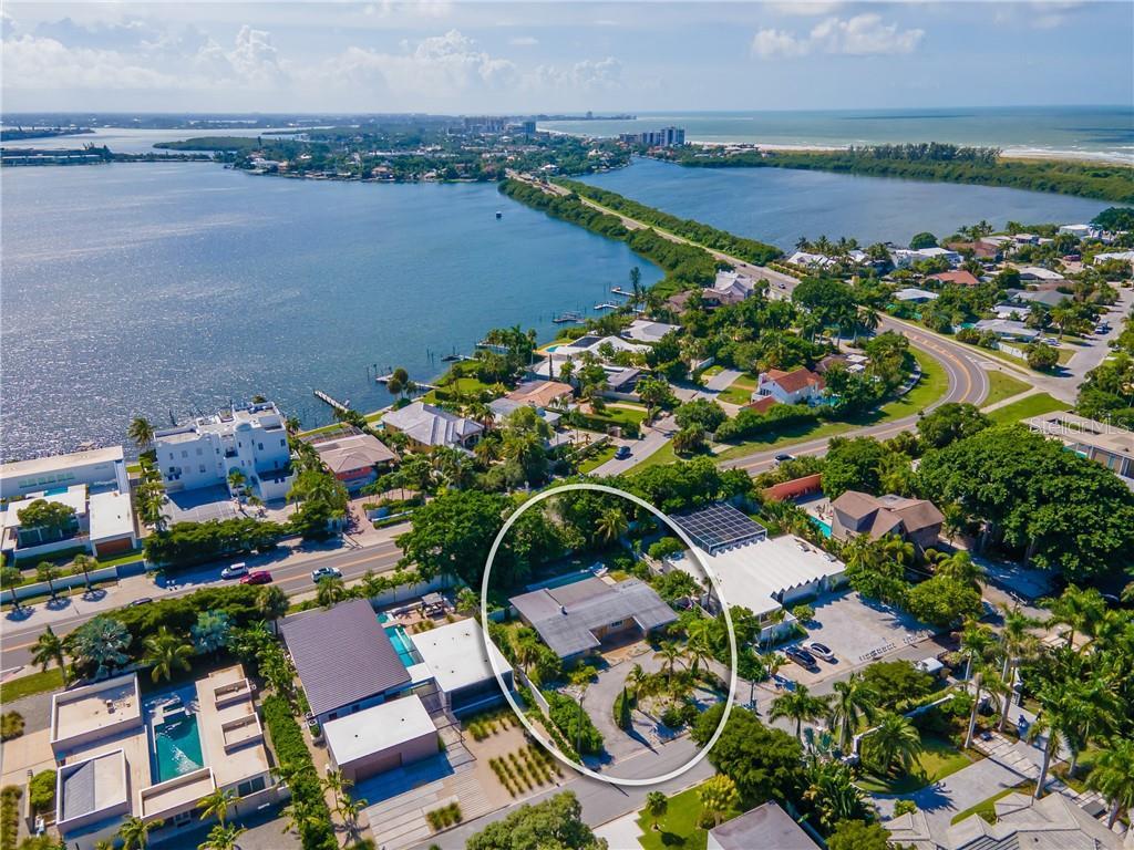 Lido Shores Homes & Real Estate - Sarasota FL