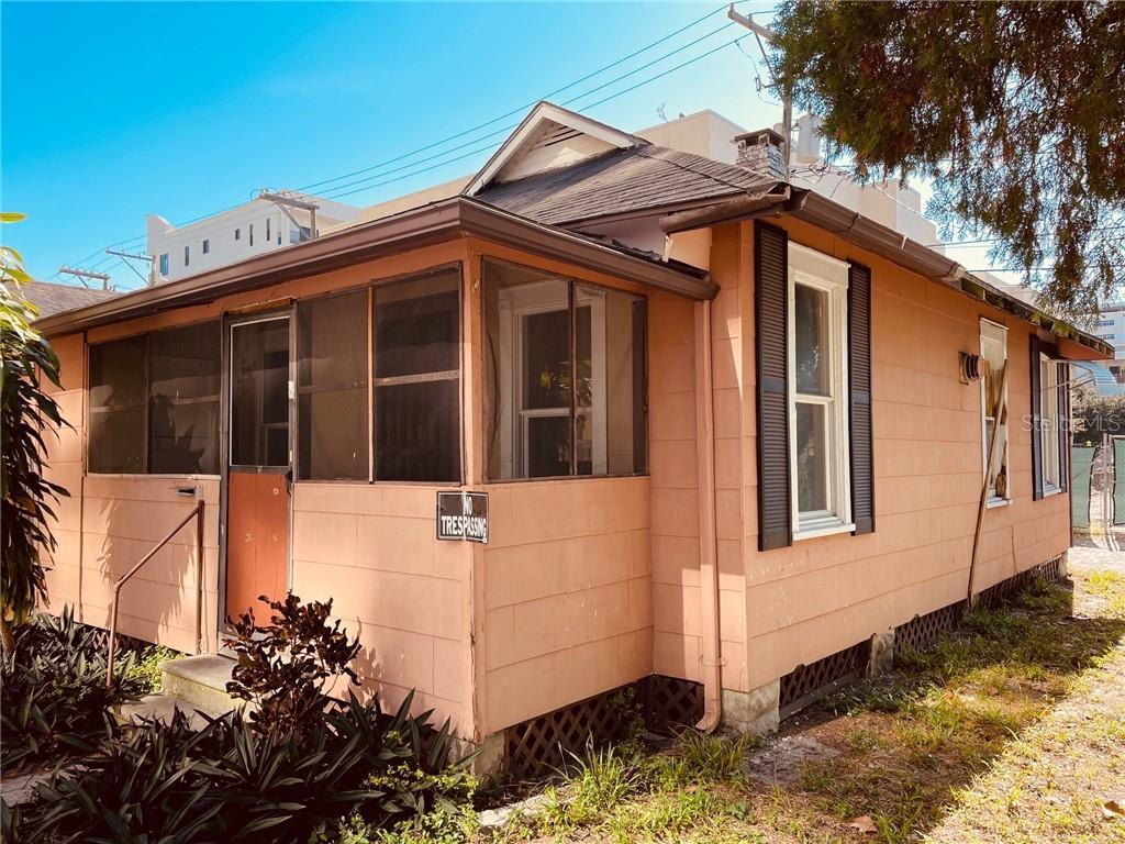 Photo of Listing #R4904211