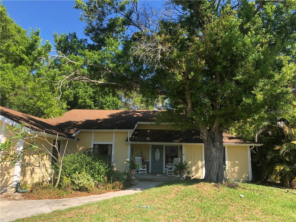 Photo of Listing #R4904553