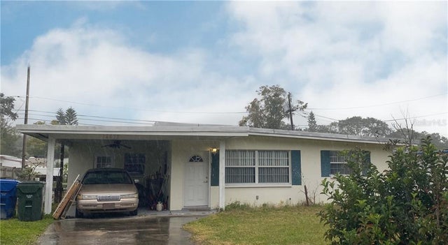 Photo of Listing #U8110241