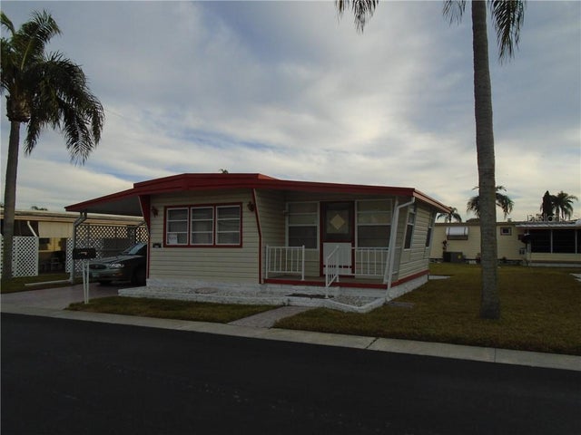 Photo of Listing #U8110252