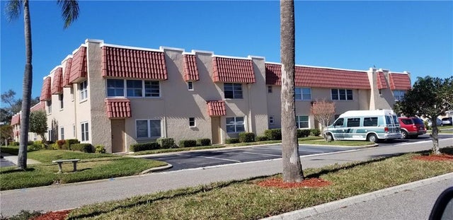 Photo of Listing #U8110357