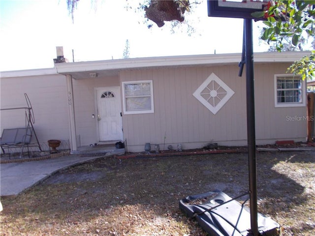 Photo of Listing #U8110894