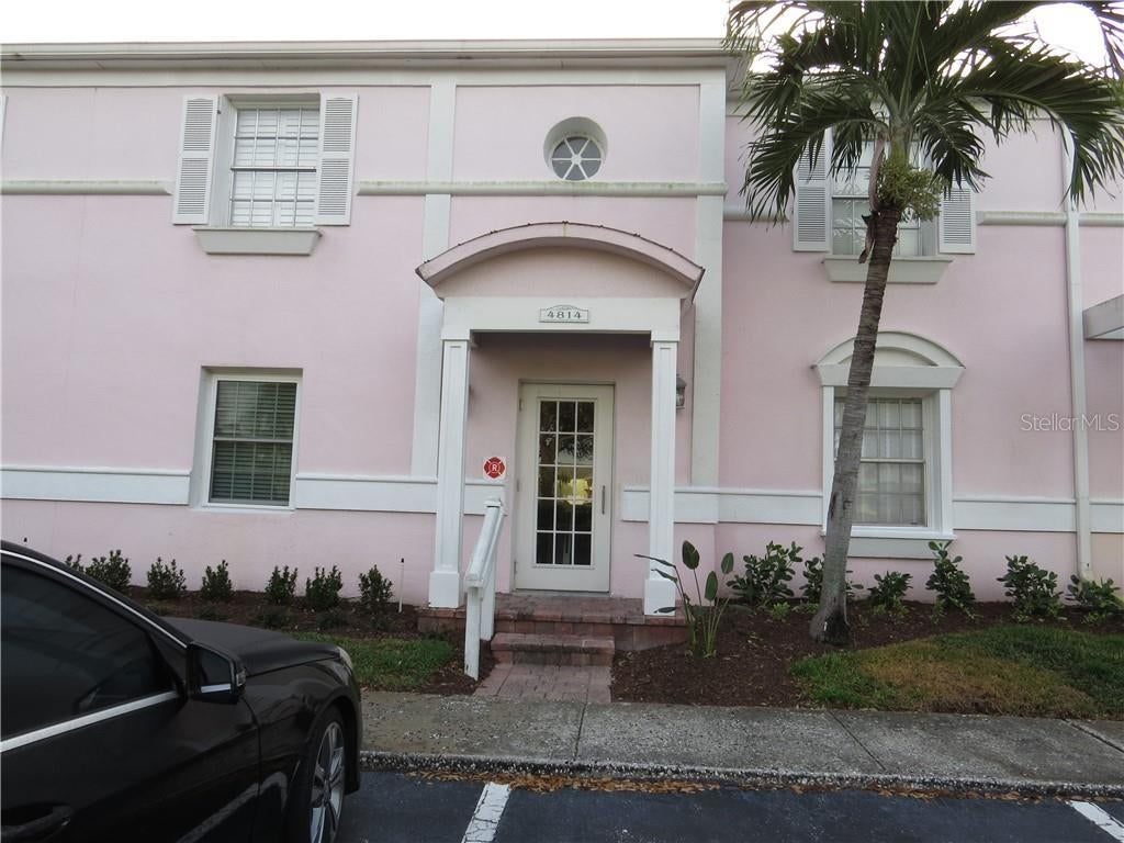 Photo of Listing #U8115100