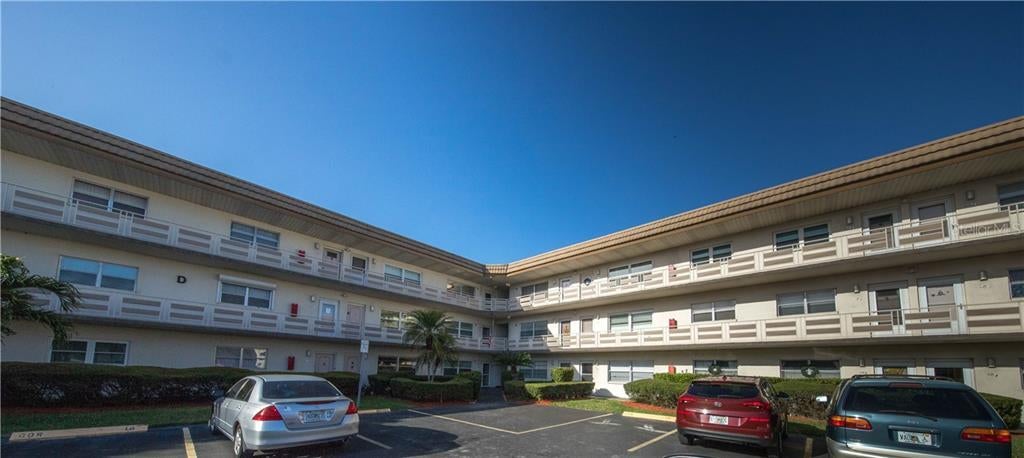 Photo of Listing #U8115276
