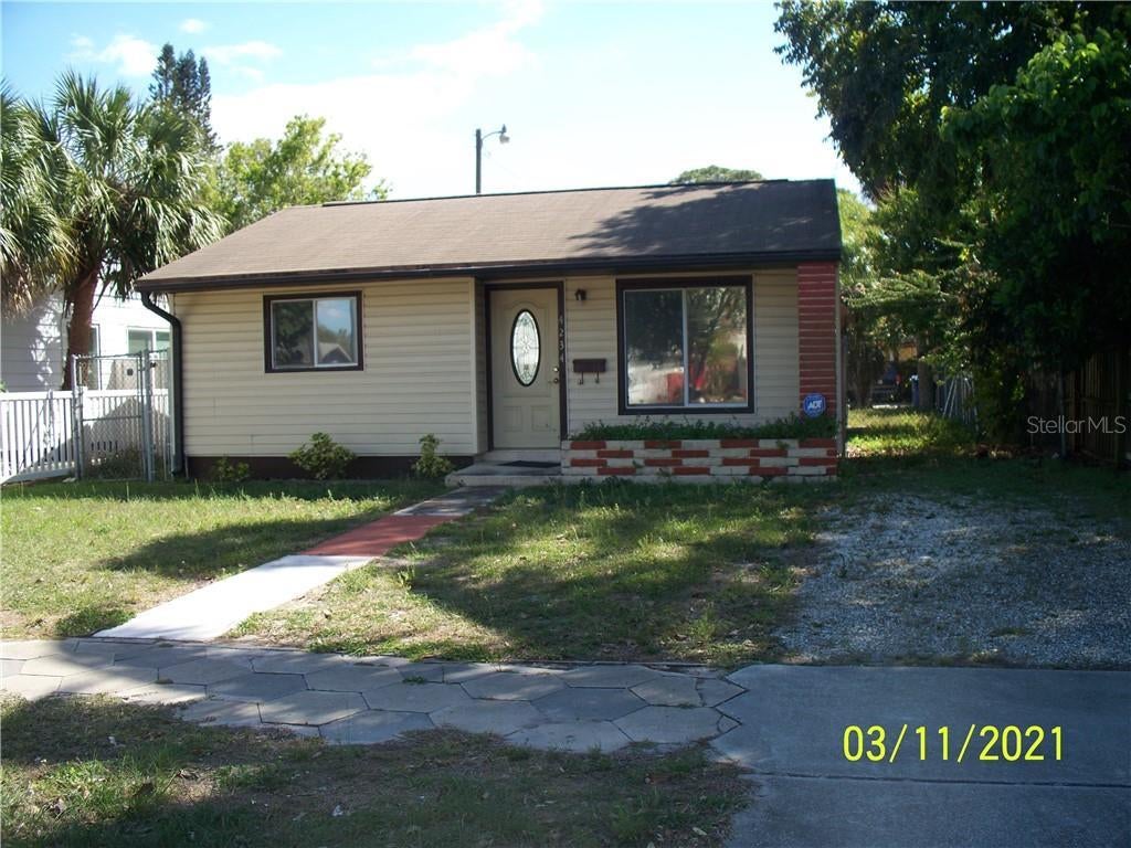 Photo of Listing #U8116305