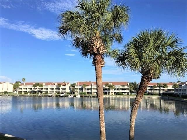 Photo of Listing #U8117081