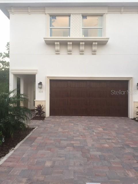 Photo of Listing #U8117824