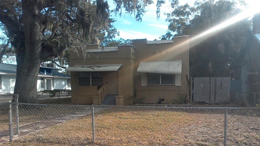 Photo of Listing #U8137520