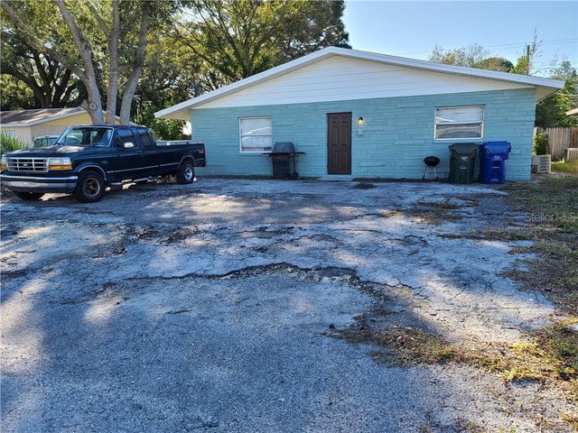 Photo of Listing #U8108587