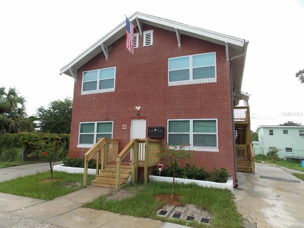 Photo of Listing #U8120732