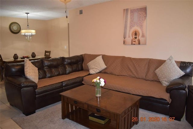 Photo of Listing #O5918216