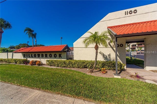Photo of Listing #U8105807