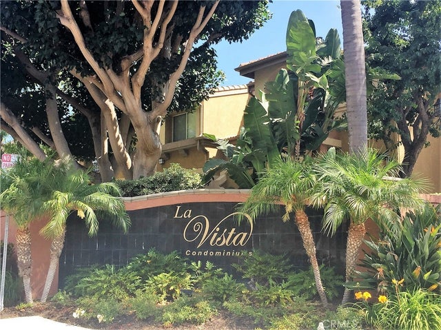 Photo of Listing #OC23047486