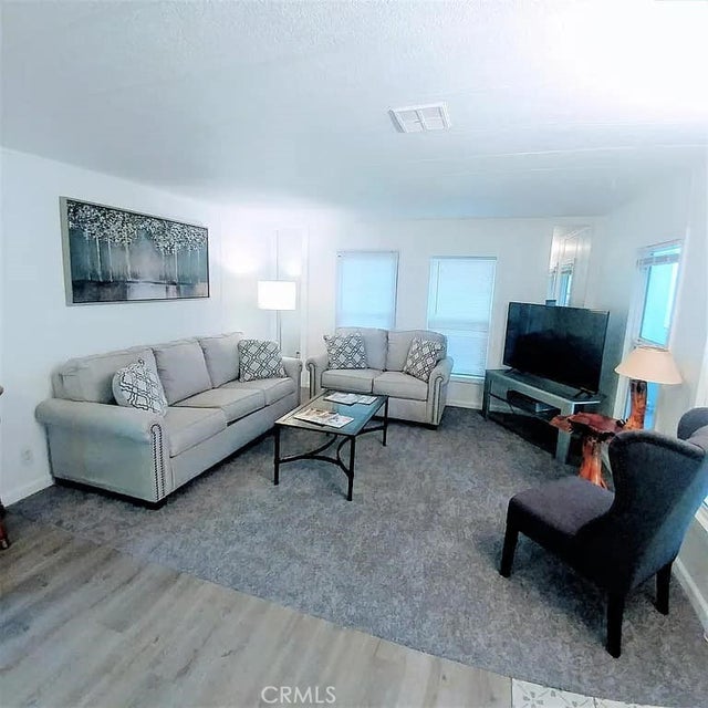 Photo of Listing #OC23065975