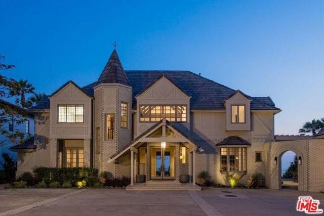 Photo of Listing #18407222