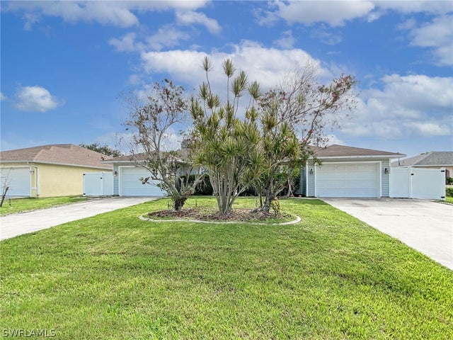 Residential Lease In Cape Coral: 4523 Sw 7th Pl 4525 - MLS® # 221065868