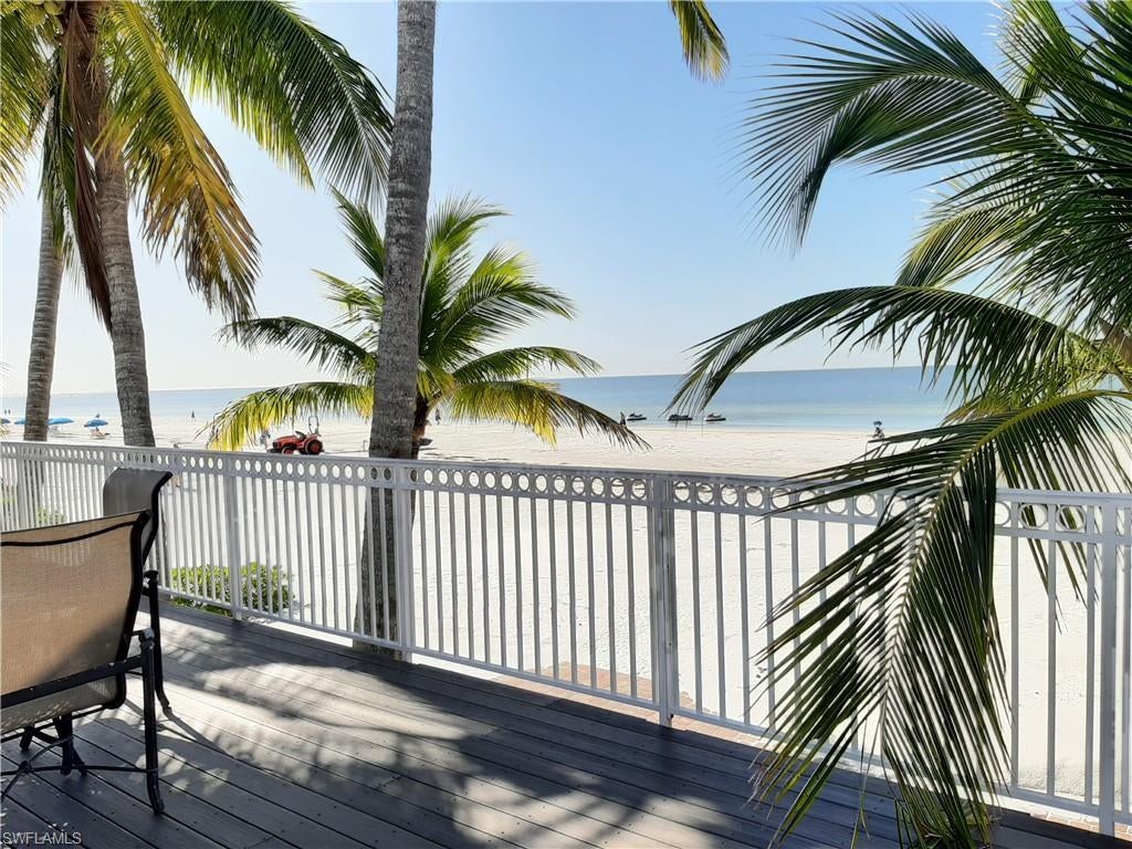FORT MYERS BEACH Real Estate - View SW FL MLS #221078842 at 50 Dakota Ave in GULF HEIGHTS at GULF HEIGHTS 